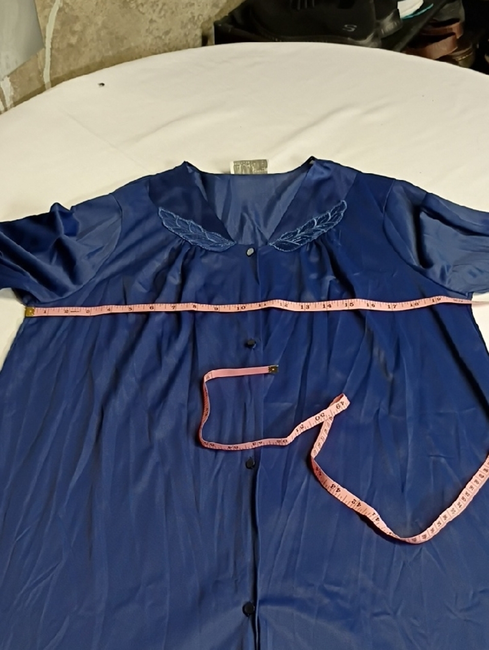 Vintage 70's Vassarette Navy Button-Front Nightgown Robe  Embroidered Collar L - Picture 7 of 9